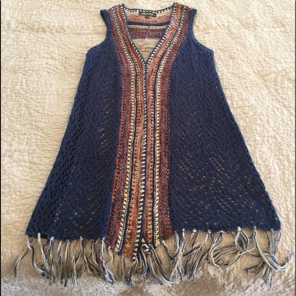 Sweater vest